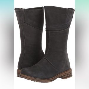 Women’s Bernie Mev Black Leather Boots- Tessler, Size 7.5